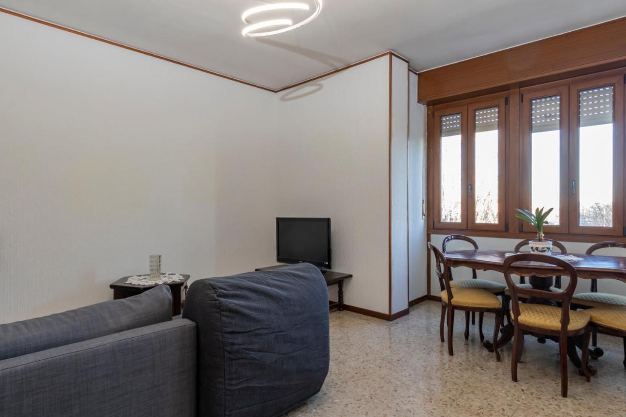 I Host Apartment - Ande 12 米兰 外观 照片