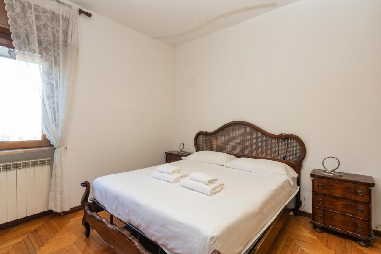 I Host Apartment - Ande 12 米兰 外观 照片
